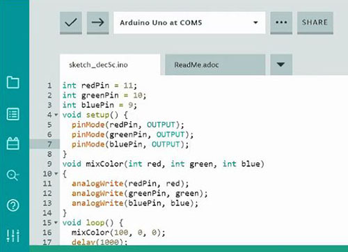 Below: Aranda shares her code during the ChiS&E final session on December 5th.